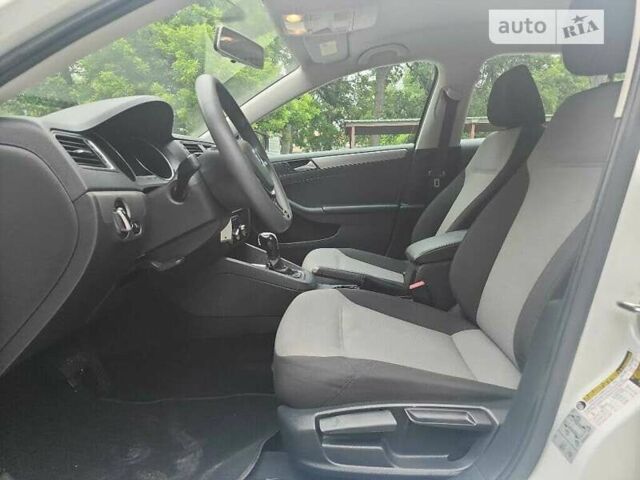 Белый Фольксваген Джетта, объемом двигателя 1.4 л и пробегом 105 тыс. км за 3000 $, фото 28 на Automoto.ua