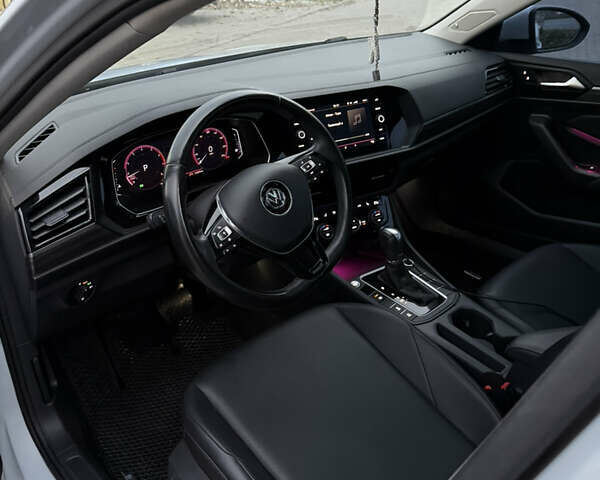 Білий Фольксваген Джетта, об'ємом двигуна 1.4 л та пробігом 126 тис. км за 17000 $, фото 7 на Automoto.ua