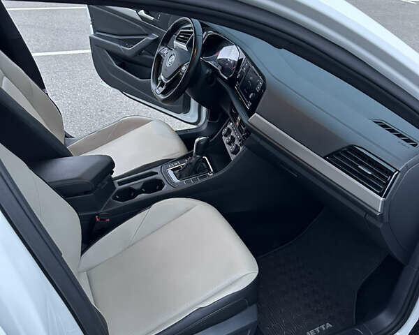 Белый Фольксваген Джетта, объемом двигателя 1.4 л и пробегом 108 тыс. км за 17500 $, фото 16 на Automoto.ua