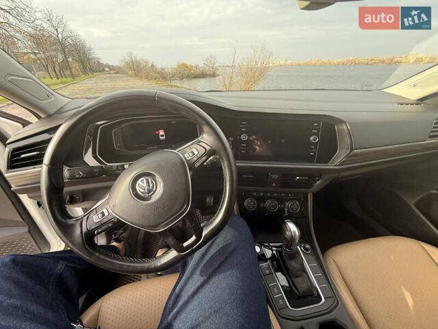 Белый Фольксваген Джетта, объемом двигателя 1.4 л и пробегом 180 тыс. км за 15999 $, фото 13 на Automoto.ua