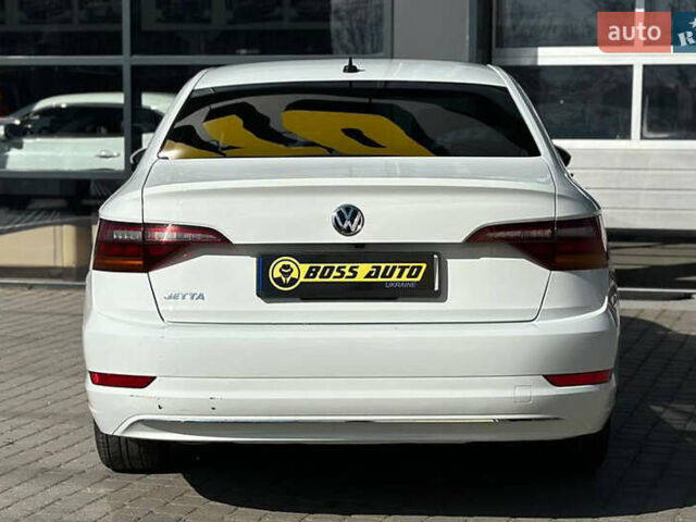 Белый Фольксваген Джетта, объемом двигателя 1.4 л и пробегом 88 тыс. км за 17400 $, фото 4 на Automoto.ua