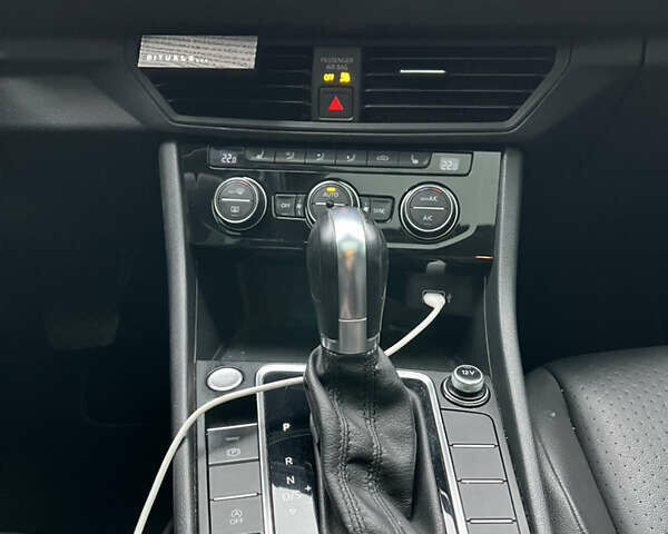 Белый Фольксваген Джетта, объемом двигателя 1.4 л и пробегом 170 тыс. км за 14500 $, фото 10 на Automoto.ua