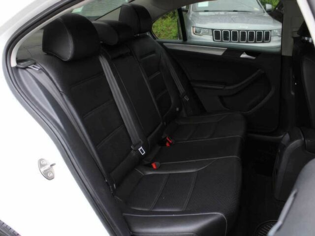 Белый Фольксваген Джетта, объемом двигателя 1.4 л и пробегом 36 тыс. км за 2250 $, фото 10 на Automoto.ua