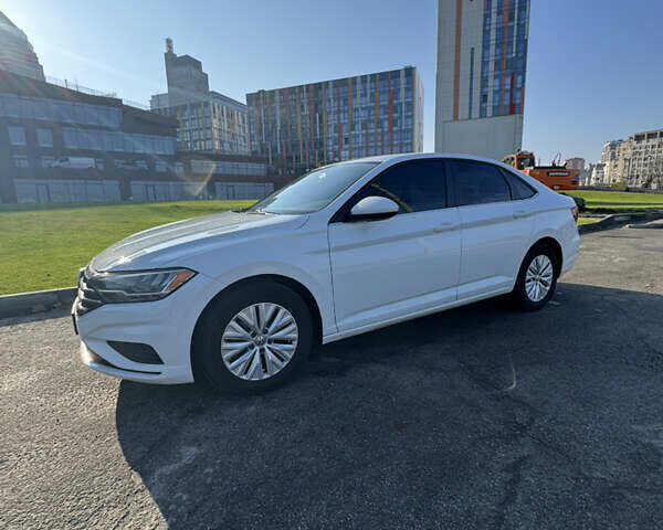 Белый Фольксваген Джетта, объемом двигателя 1.4 л и пробегом 131 тыс. км за 13914 $, фото 39 на Automoto.ua