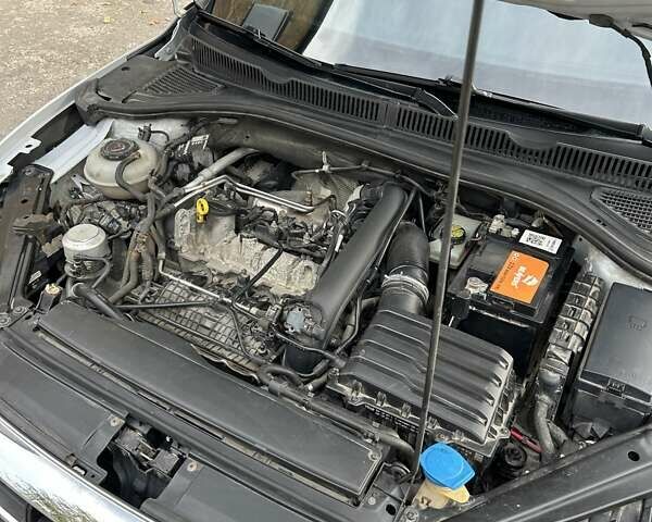 Белый Фольксваген Джетта, объемом двигателя 1.4 л и пробегом 79 тыс. км за 15700 $, фото 4 на Automoto.ua