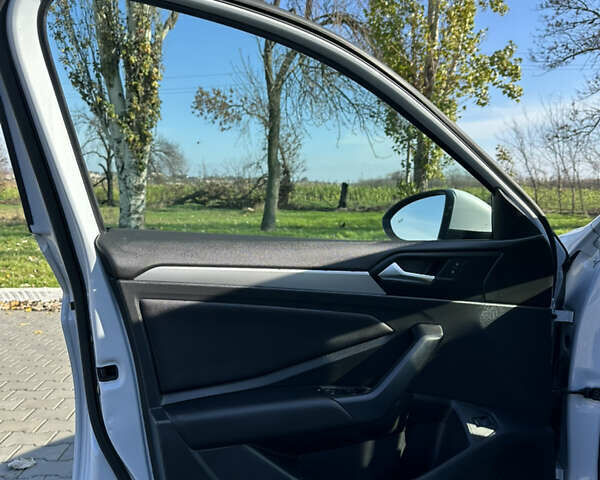 Белый Фольксваген Джетта, объемом двигателя 1.4 л и пробегом 99 тыс. км за 16000 $, фото 12 на Automoto.ua