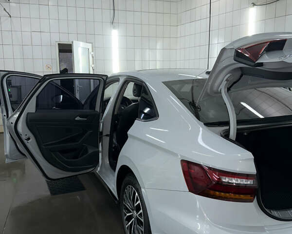 Білий Фольксваген Джетта, об'ємом двигуна 1.4 л та пробігом 126 тис. км за 17000 $, фото 15 на Automoto.ua