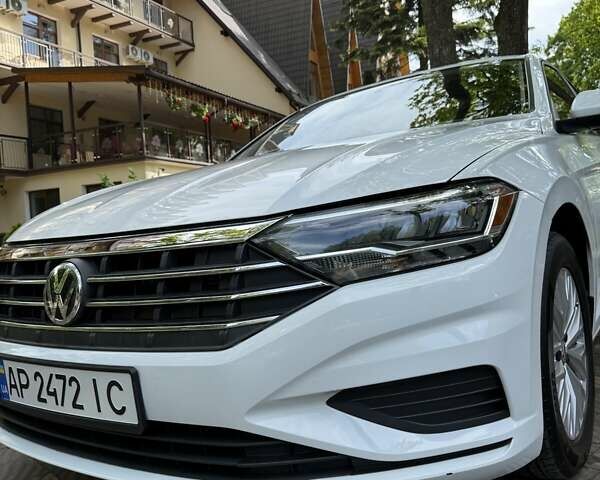 Белый Фольксваген Джетта, объемом двигателя 1.4 л и пробегом 71 тыс. км за 15000 $, фото 2 на Automoto.ua