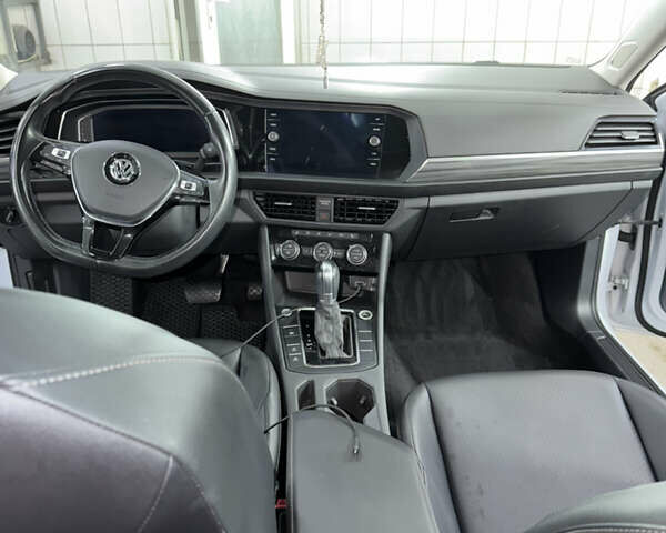 Білий Фольксваген Джетта, об'ємом двигуна 1.4 л та пробігом 126 тис. км за 17000 $, фото 12 на Automoto.ua