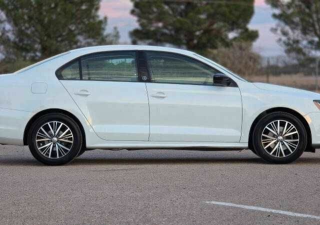 Белый Фольксваген Джетта, объемом двигателя 1.4 л и пробегом 88 тыс. км за 7900 $, фото 3 на Automoto.ua