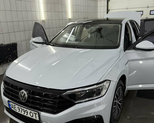 Білий Фольксваген Джетта, об'ємом двигуна 1.4 л та пробігом 126 тис. км за 17000 $, фото 3 на Automoto.ua