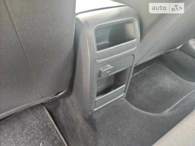 Белый Фольксваген Джетта, объемом двигателя 1.4 л и пробегом 105 тыс. км за 3000 $, фото 31 на Automoto.ua