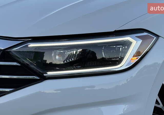 Белый Фольксваген Джетта, объемом двигателя 1.4 л и пробегом 87 тыс. км за 15999 $, фото 4 на Automoto.ua