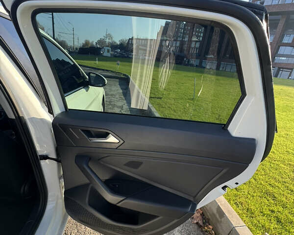 Белый Фольксваген Джетта, объемом двигателя 1.4 л и пробегом 131 тыс. км за 13914 $, фото 19 на Automoto.ua