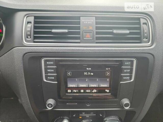 Белый Фольксваген Джетта, объемом двигателя 1.4 л и пробегом 105 тыс. км за 3000 $, фото 17 на Automoto.ua