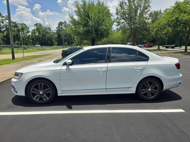 Белый Фольксваген Джетта, объемом двигателя 1.8 л и пробегом 43 тыс. км за 8000 $, фото 3 на Automoto.ua