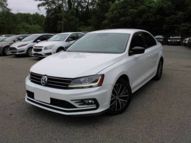 Белый Фольксваген Джетта, объемом двигателя 1.4 л и пробегом 36 тыс. км за 2250 $, фото 2 на Automoto.ua