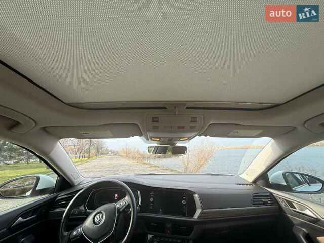 Белый Фольксваген Джетта, объемом двигателя 1.4 л и пробегом 180 тыс. км за 15999 $, фото 9 на Automoto.ua