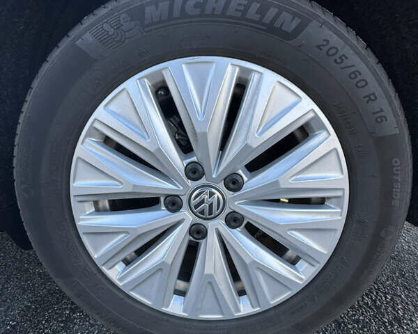 Белый Фольксваген Джетта, объемом двигателя 1.4 л и пробегом 131 тыс. км за 13914 $, фото 23 на Automoto.ua