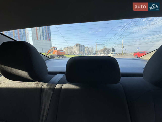 Белый Фольксваген Джетта, объемом двигателя 1.4 л и пробегом 131 тыс. км за 13914 $, фото 15 на Automoto.ua