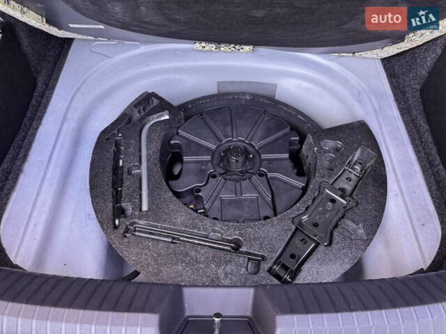 Белый Фольксваген Джетта, объемом двигателя 1.98 л и пробегом 115 тыс. км за 21800 $, фото 10 на Automoto.ua