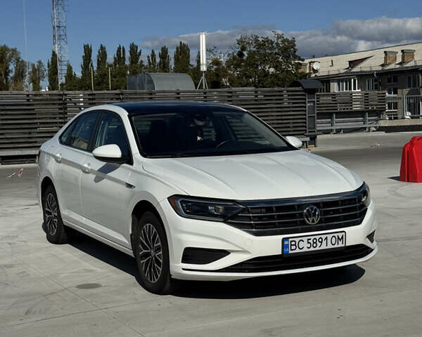 Белый Фольксваген Джетта, объемом двигателя 1.4 л и пробегом 65 тыс. км за 16800 $, фото 3 на Automoto.ua