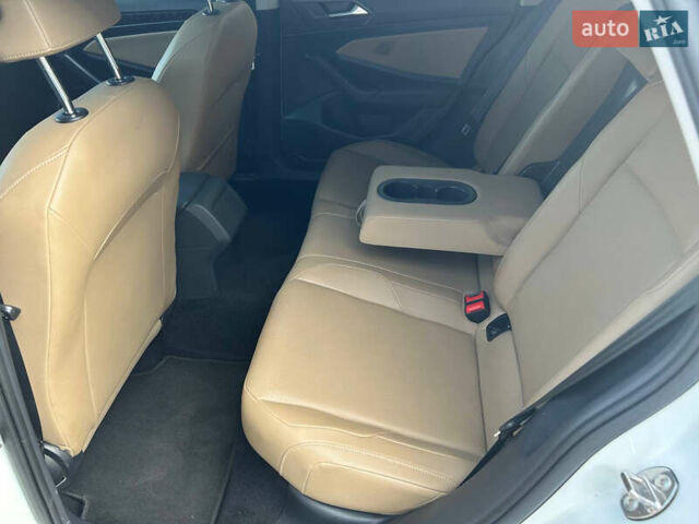 Білий Фольксваген Джетта, об'ємом двигуна 1.4 л та пробігом 100 тис. км за 14500 $, фото 13 на Automoto.ua