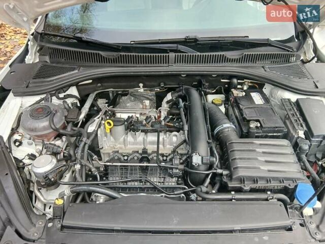 Белый Фольксваген Джетта, объемом двигателя 1.4 л и пробегом 73 тыс. км за 15900 $, фото 32 на Automoto.ua