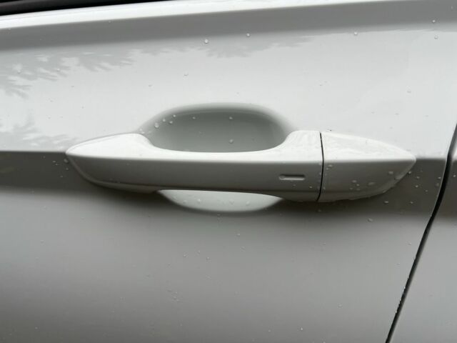 Білий Фольксваген Джетта, об'ємом двигуна 1.4 л та пробігом 180 тис. км за 13300 $, фото 10 на Automoto.ua