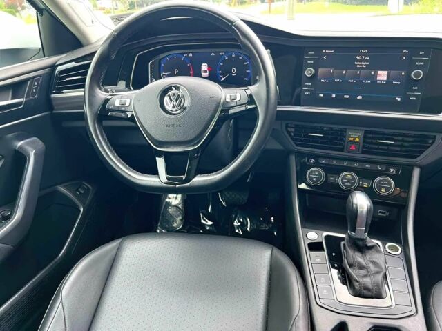 Белый Фольксваген Джетта, объемом двигателя 1.4 л и пробегом 33 тыс. км за 3800 $, фото 6 на Automoto.ua