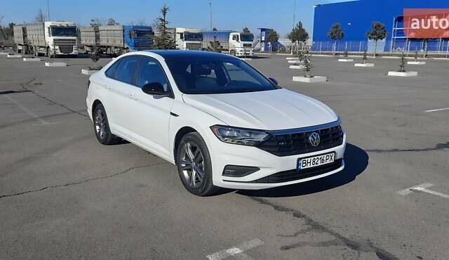 Белый Фольксваген Джетта, объемом двигателя 1.4 л и пробегом 51 тыс. км за 17900 $, фото 2 на Automoto.ua