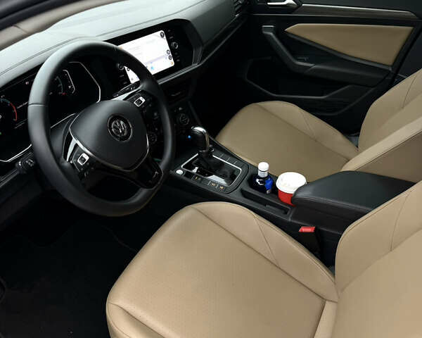 Белый Фольксваген Джетта, объемом двигателя 1.4 л и пробегом 55 тыс. км за 18000 $, фото 12 на Automoto.ua