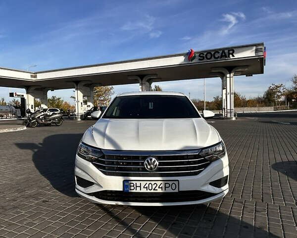 Белый Фольксваген Джетта, объемом двигателя 1.4 л и пробегом 195 тыс. км за 13000 $, фото 11 на Automoto.ua
