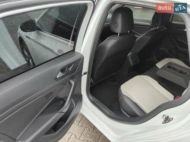 Фольксваген Джетта 2019 в Кривом Роге на Automoto.ua Белый Фольксваген Джетта, объемом двигателя 1.4 л и пробегом 82 тыс. км за 16300 $, фото 16 на Automoto.ua