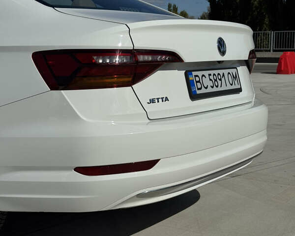 Белый Фольксваген Джетта, объемом двигателя 1.4 л и пробегом 65 тыс. км за 16800 $, фото 10 на Automoto.ua