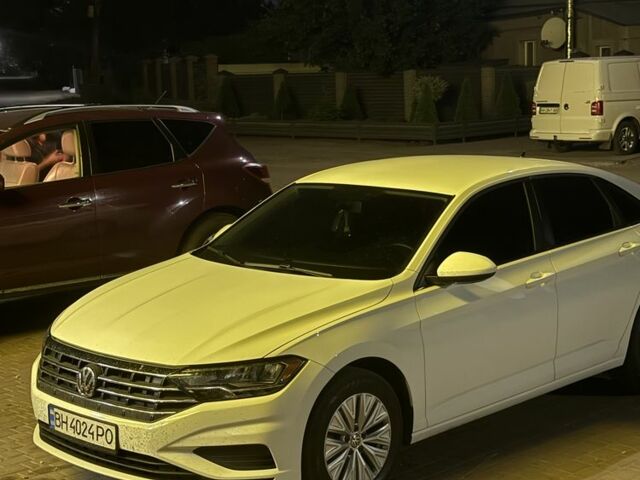 Фольксваген Джетта 2019 в Кривом Озере на Automoto.ua Белый Фольксваген Джетта, объемом двигателя 1.4 л и пробегом 195 тыс. км за 13000 $, фото 3 на Automoto.ua