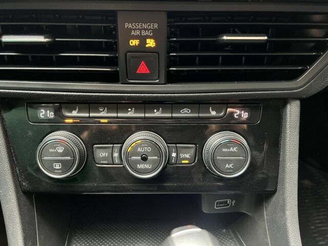 Білий Фольксваген Джетта, об'ємом двигуна 1.4 л та пробігом 180 тис. км за 13300 $, фото 19 на Automoto.ua