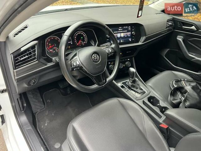 Белый Фольксваген Джетта, объемом двигателя 1.4 л и пробегом 186 тыс. км за 13800 $, фото 20 на Automoto.ua