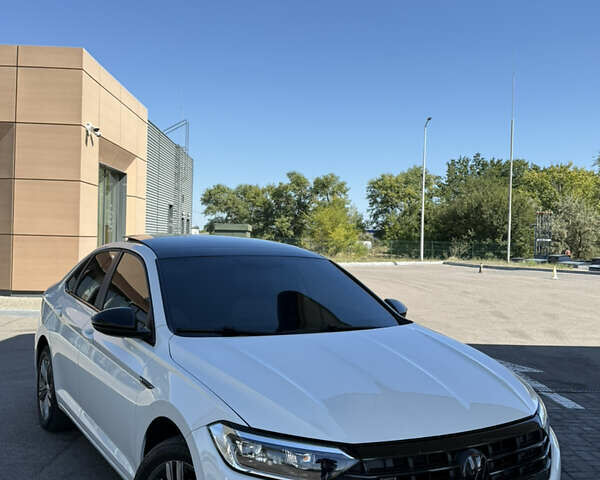 Білий Фольксваген Джетта, об'ємом двигуна 1.4 л та пробігом 120 тис. км за 15999 $, фото 5 на Automoto.ua