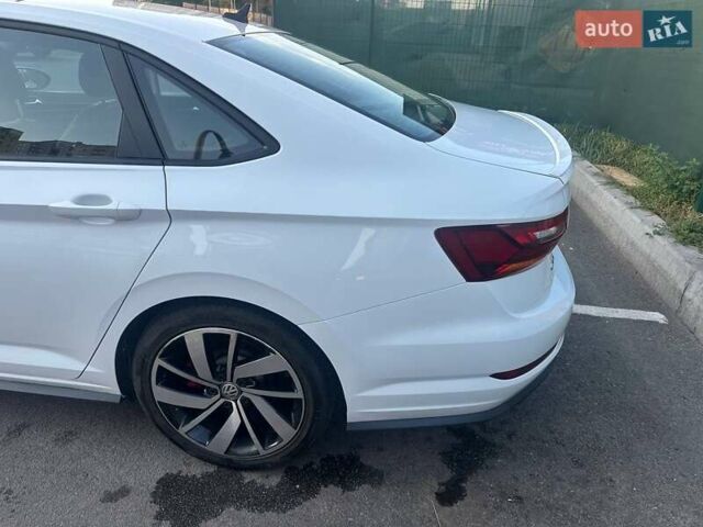 Белый Фольксваген Джетта, объемом двигателя 2 л и пробегом 30 тыс. км за 16000 $, фото 3 на Automoto.ua