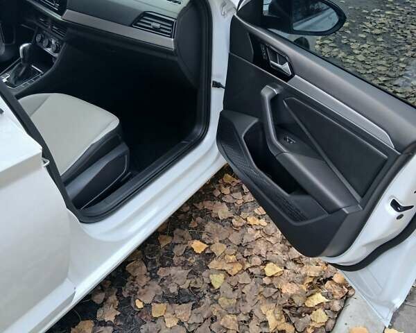 Белый Фольксваген Джетта, объемом двигателя 1.4 л и пробегом 73 тыс. км за 15900 $, фото 26 на Automoto.ua