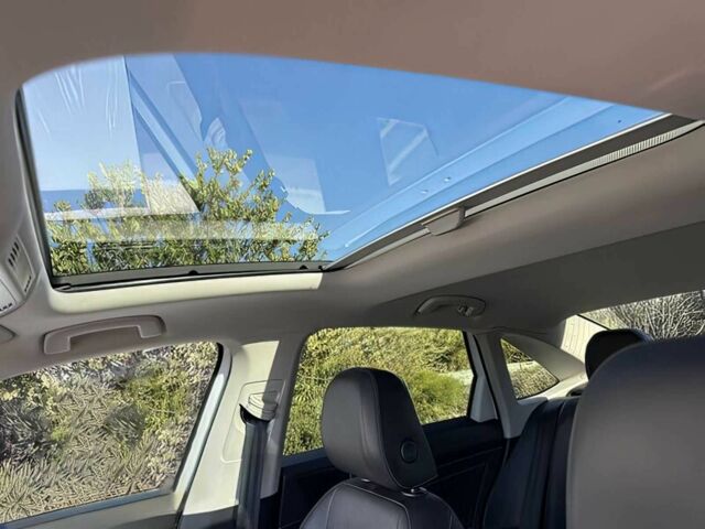 Белый Фольксваген Джетта, объемом двигателя 1.4 л и пробегом 37 тыс. км за 8000 $, фото 12 на Automoto.ua