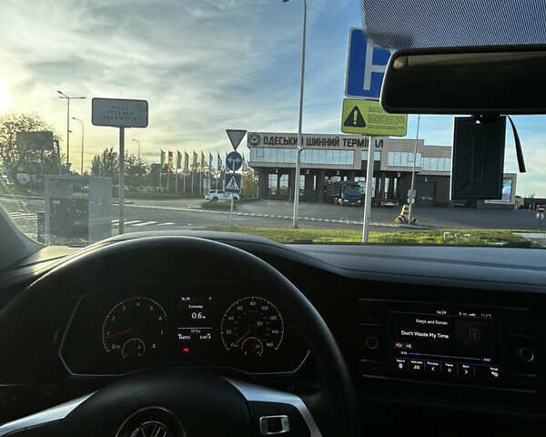 Белый Фольксваген Джетта, объемом двигателя 1.4 л и пробегом 195 тыс. км за 13000 $, фото 31 на Automoto.ua