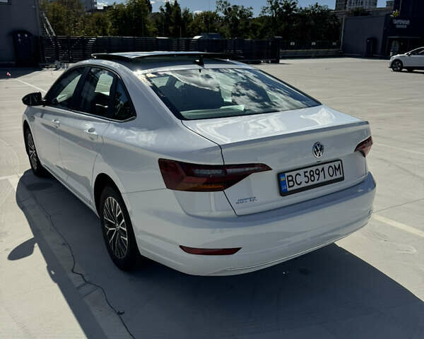 Белый Фольксваген Джетта, объемом двигателя 1.4 л и пробегом 65 тыс. км за 16800 $, фото 4 на Automoto.ua