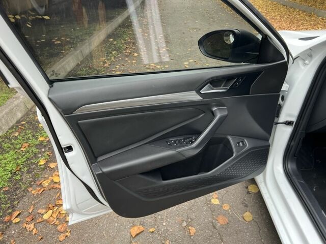 Білий Фольксваген Джетта, об'ємом двигуна 1.4 л та пробігом 180 тис. км за 13300 $, фото 12 на Automoto.ua