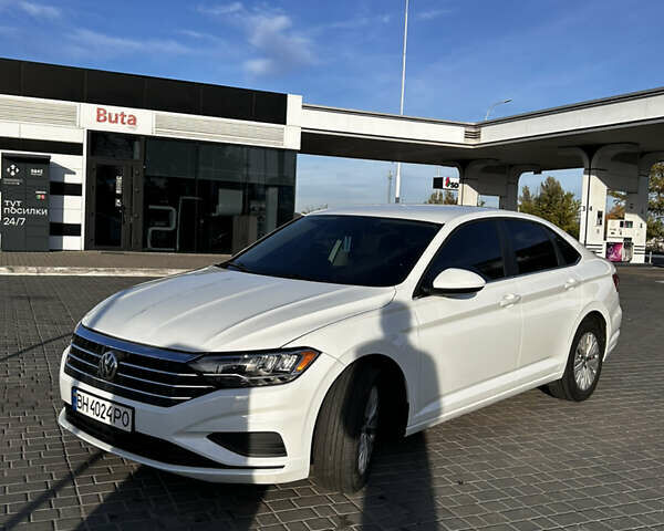 Белый Фольксваген Джетта, объемом двигателя 1.4 л и пробегом 195 тыс. км за 13000 $, фото 4 на Automoto.ua