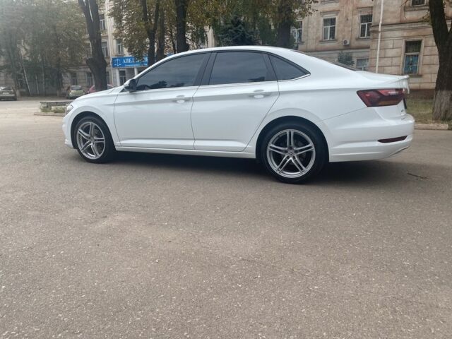 Белый Фольксваген Джетта, объемом двигателя 1.4 л и пробегом 120 тыс. км за 15150 $, фото 2 на Automoto.ua