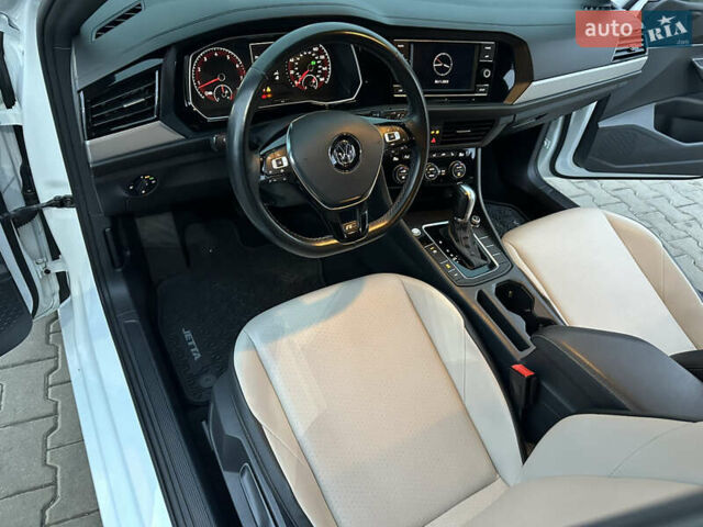 Білий Фольксваген Джетта, об'ємом двигуна 1.4 л та пробігом 83 тис. км за 16000 $, фото 16 на Automoto.ua