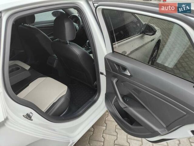 Фольксваген Джетта 2019 в Кривом Роге на Automoto.ua Белый Фольксваген Джетта, объемом двигателя 1.4 л и пробегом 82 тыс. км за 16300 $, фото 27 на Automoto.ua