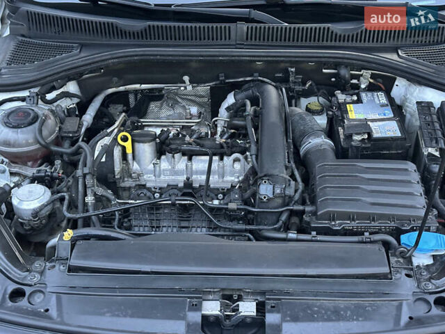 Білий Фольксваген Джетта, об'ємом двигуна 1.4 л та пробігом 83 тис. км за 16000 $, фото 29 на Automoto.ua